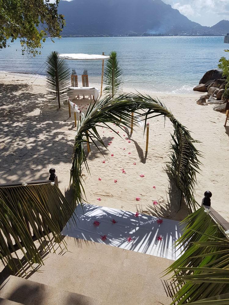 세르프 아일랜드 리조트 Round Island 외부 사진